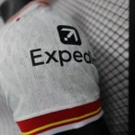 Liverpool 24/25 3ª Equipación - Imagen 4